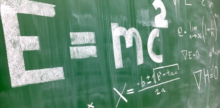 ЕГЭ по физике и математике становятся менее популярными