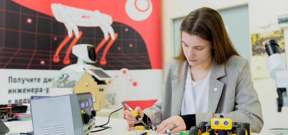 Лучшие колледжи робототехники дистанционно