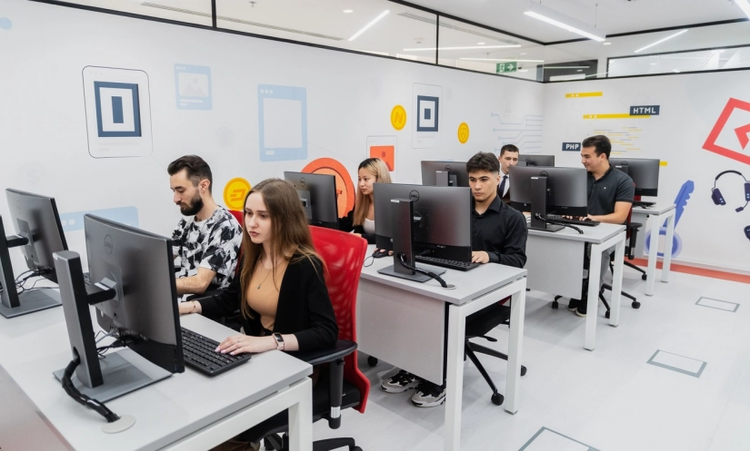 Список цифровых профессий для взрослых