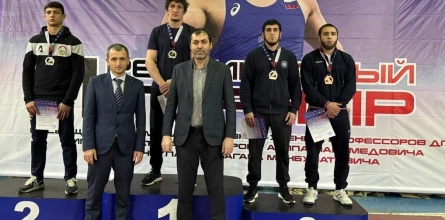 Студент «Синергии» Георгий Гогичаев завоевал золото на турнире по спортивной борьбе