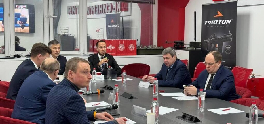 Центр интеграции инноваций Университета «Синергия» провел круглый стол по развитию региональных рынков БАС