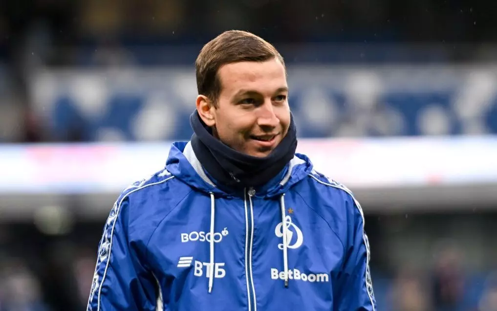 Студент факультета спорта «Синергии» Денис Макаров подписал контракт с турецким клубом