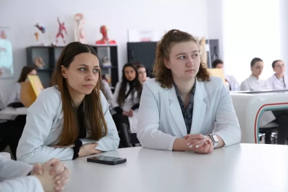 Студенты медицинского факультета познакомились с производственными процессами фармкомпании «ЗиО-Здоровье»