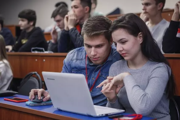 Курсы по HTML-верстке: от азов до создания сайтов своими руками