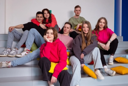 Опрос «Синергии»: почти четверть россиян готовы прийти на помощь незнакомцу