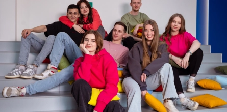 Опрос «Синергии»: почти четверть россиян готовы прийти на помощь незнакомцу