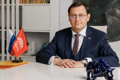 Поздравление ректора Университета «Синергия» Артёма Васильева с Новым годом и Рождеством