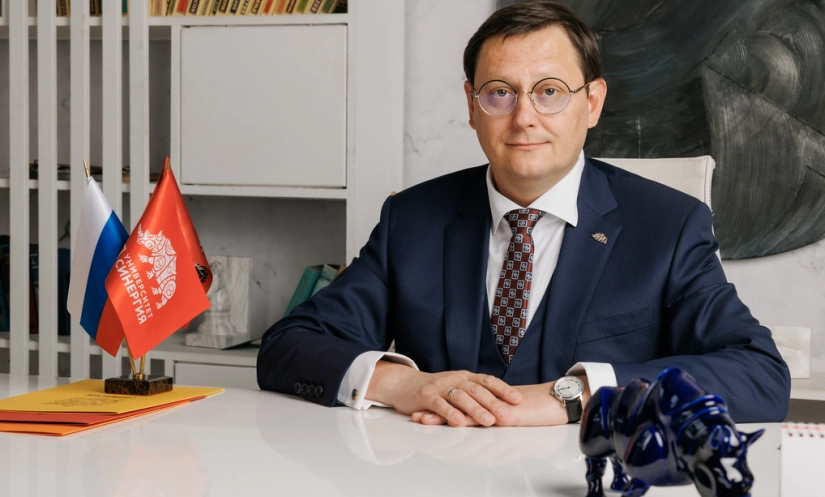 Поздравление ректора Университета «Синергия» Артёма Васильева с Новым годом и Рождеством