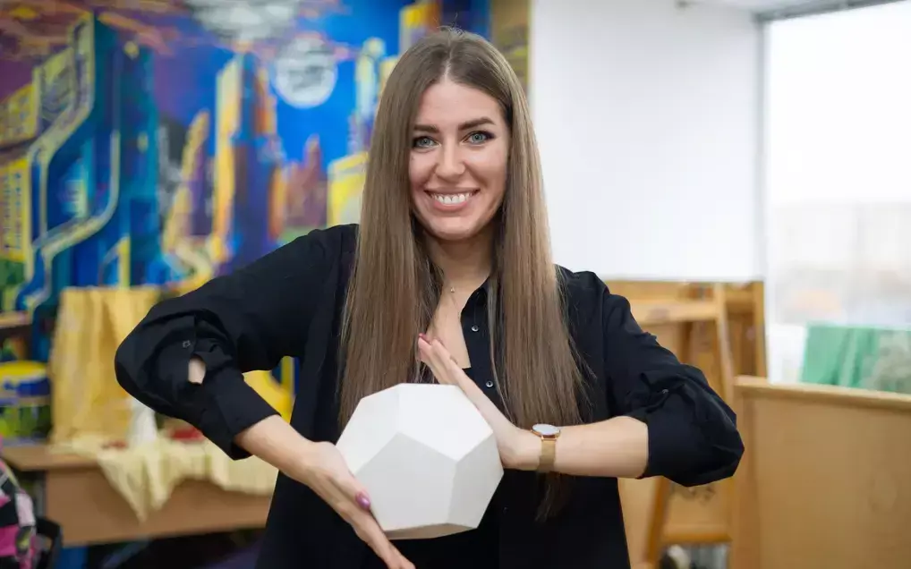 Преподаватель факультета дизайна и рекламы стала арт-директором выставки «Русский дом»