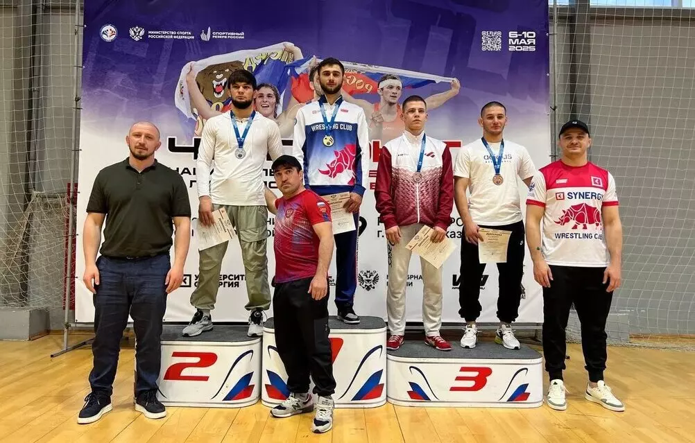 Борцы «Синергии» завоевали три золота на чемпионате России среди студентов