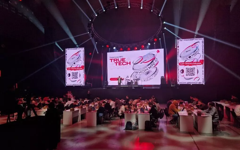 Студенты факультета программирования приняли участие в ИТ-олимпиадах