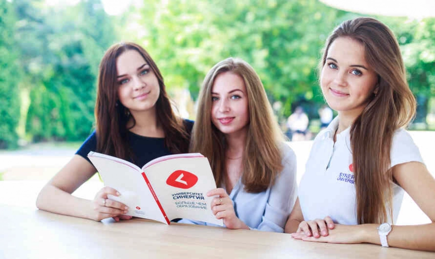 Сколько учиться на медсестру?
