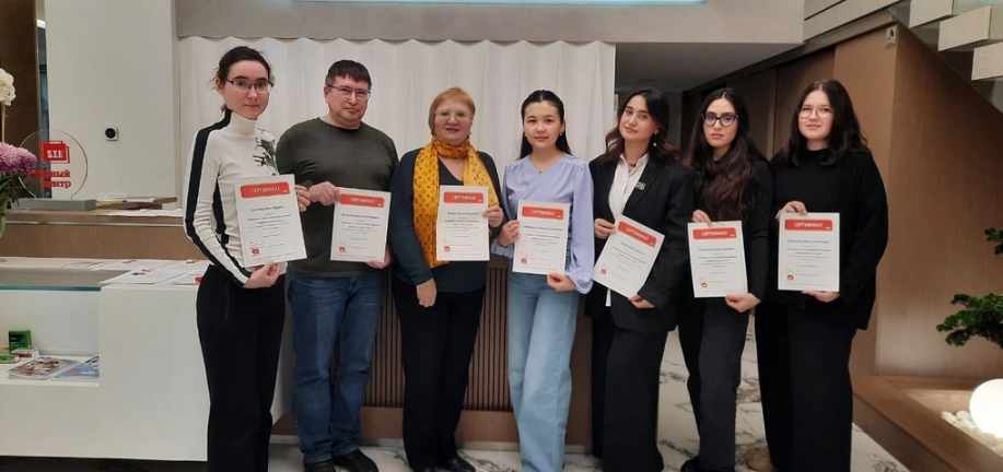 Студенты-стоматологи освоили современные методы эстетической реставрации на мастер-классе компании S.T.I. Dent