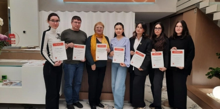 Студенты-стоматологи освоили современные методы эстетической реставрации на мастер-классе компании S.T.I. Dent