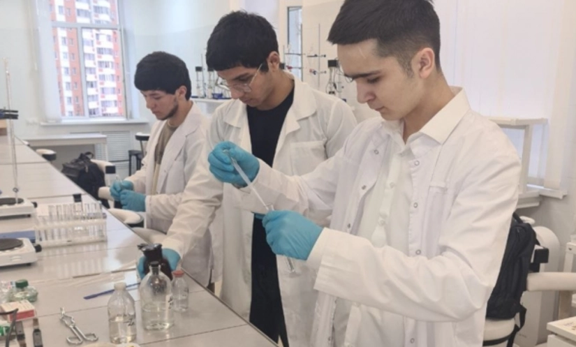 Студенты колледжа медицинского факультета заняли призовые места на Всероссийской олимпиаде «Гений химии»