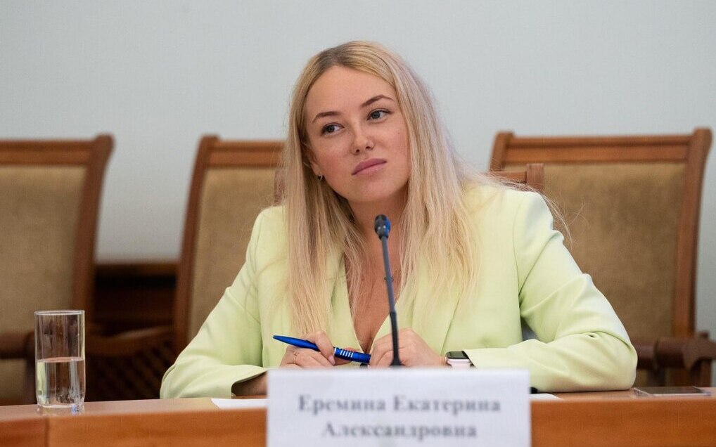 Директор факультета логистики обсудила современные вызовы в сфере негабаритных перевозок
