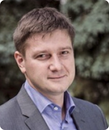 Сапрыкин<br>Юрий